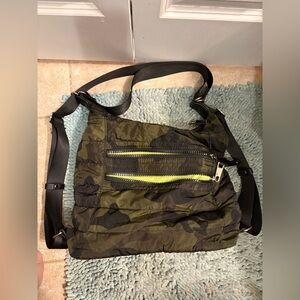 Sondra Roberts Squared Nylon Convertible purse/backpack